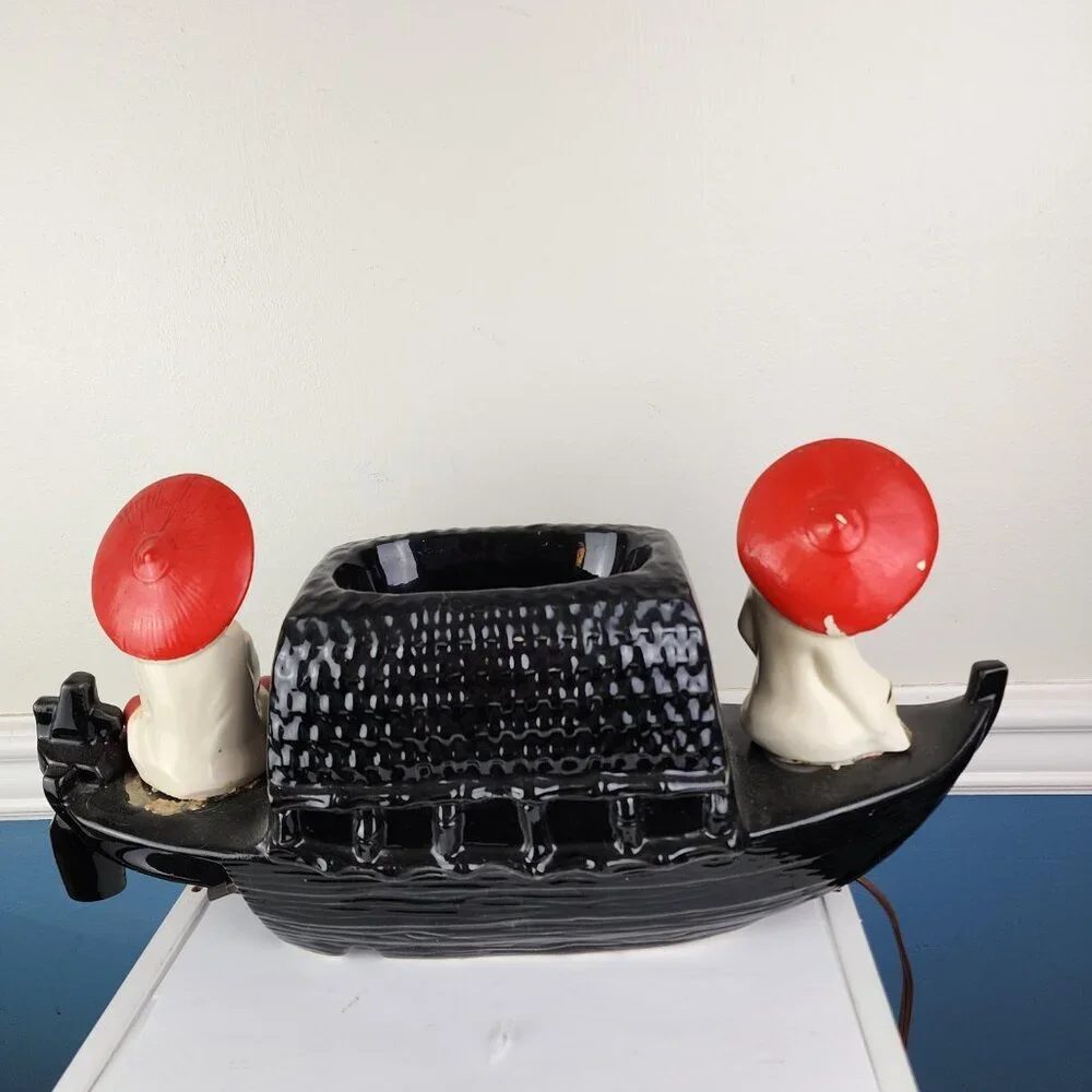 Vintage Mid Century Fuhry & Sons Ceramic Asian Boat TV Table
